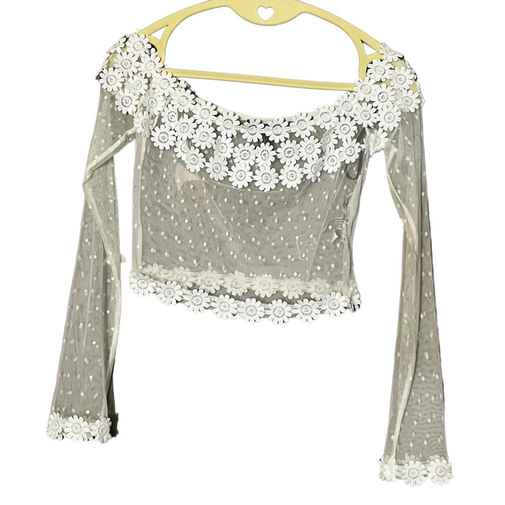 Forever 21 Women’s White Daisy Polka Dot Sheer Mesh Off-the-shoulder Crop Top